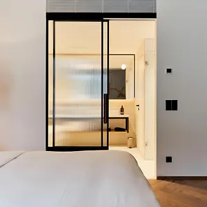4* Otel Karl August - A Neighborhood